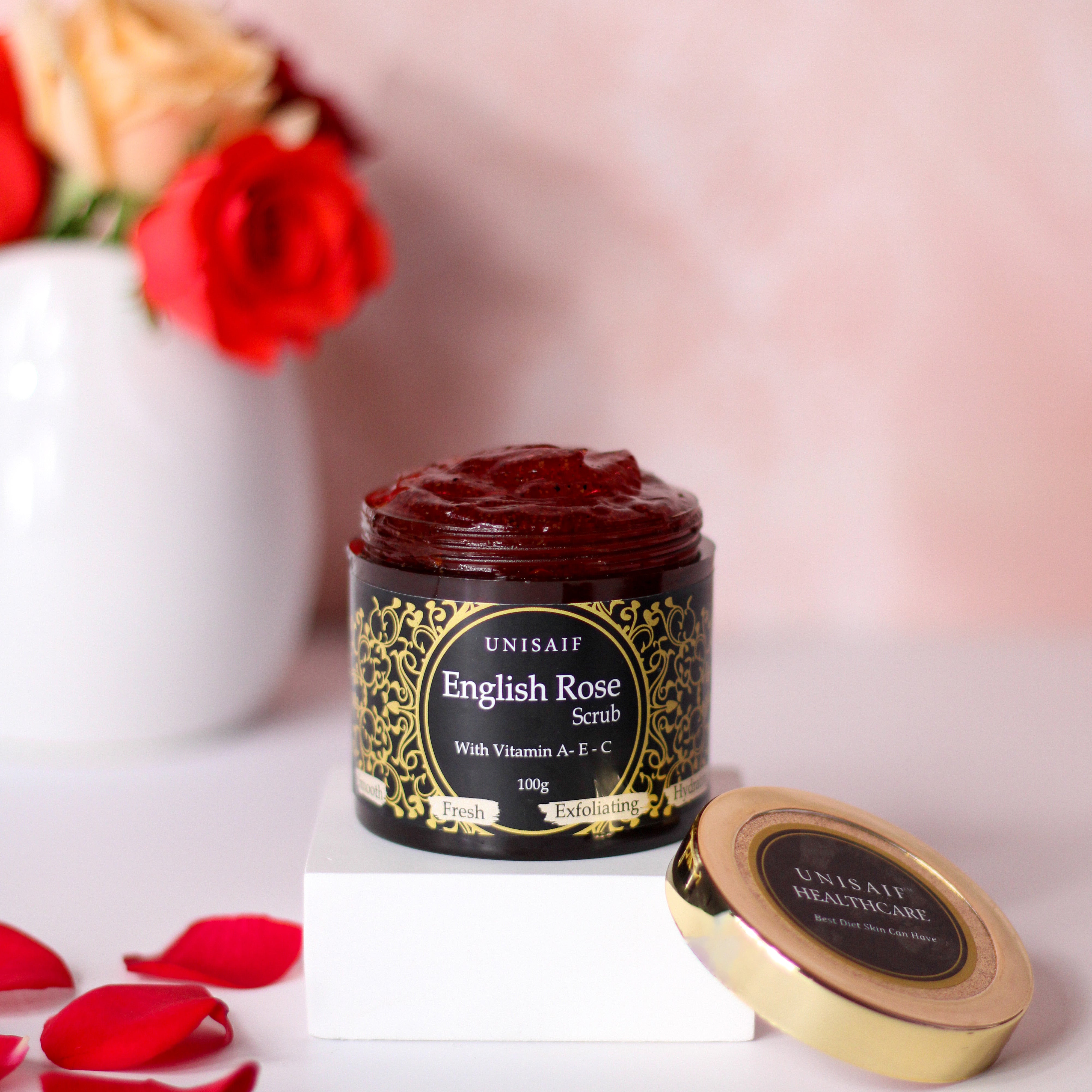 English Rose Organic Scrub (100g) With Vitamin A, E |Exfoliating| Hydrating| Freshness